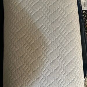 Luxurious Quilted White Pillow Topper